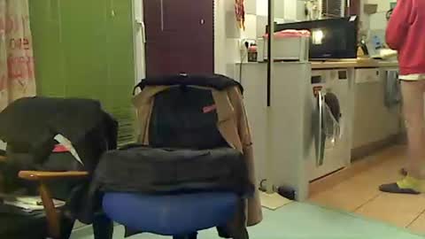 Snapshot of alix300 chatting on December 5, 2025, 8:27 pm Sandwich online show from December 5, 2025, 8:27 pm