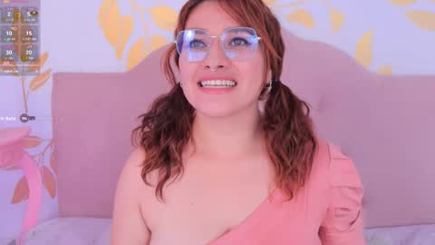 Snapshot of alix_bay chatting on October 13, 2025, 8:09 pm Alix online show from October 13, 2025, 8:09 pm