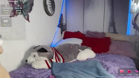 Snapshot of alix_kitty_ chatting on June 11, 2026, 2:53 am alix_kitty_ online show from June 11, 2026, 2:53 am