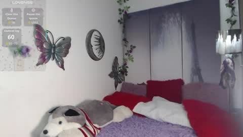 alix_kitty_ online show from July 30, 2026, 10:53 pm