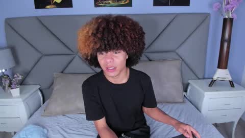  Alexis Etereo  online show from January 16, 2026, 7:51 pm