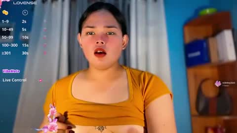 A CUTE GIRL NAME ALIYAH online show from July 14, 2026, 2:12 pm