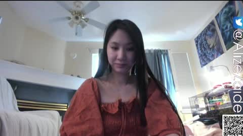 Alize Zaide online show from April 7, 2026, 8:31 pm