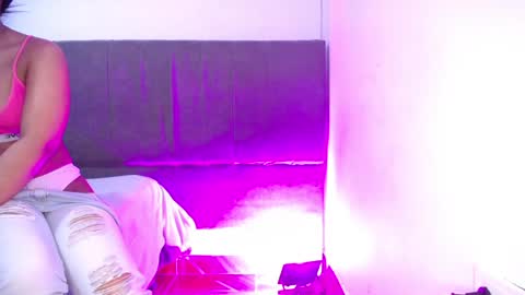 Snapshot of alizzon_ chatting on December 16, 2024, 9:46 am alizzon online show from December 16, 2024, 9:46 am