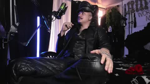   online show from February 14, 2025, 6:40 pm