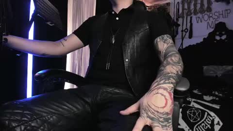   online show from February 19, 2025, 6:10 pm