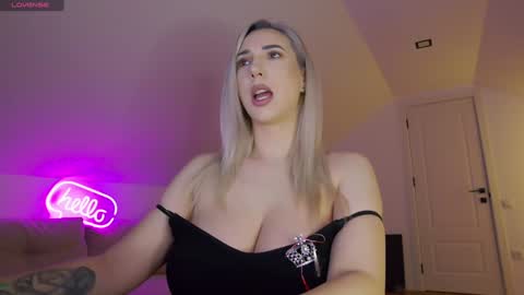 A day u didnt smile is a lost day online show from March 2, 2026, 5:08 am