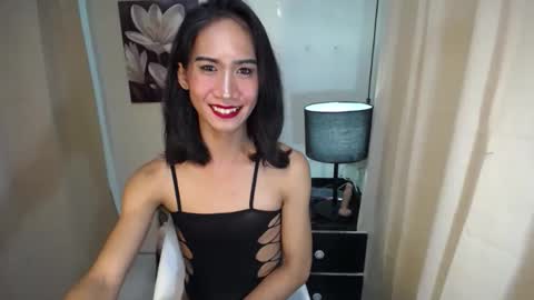 Snapshot of allday_mistress chatting on January 7, 2025, 1:24 pm trina online show from January 7, 2025, 1:24 pm