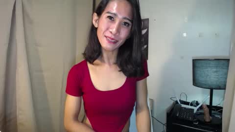 Snapshot of allday_mistress chatting on January 28, 2025, 12:11 pm trina online show from January 28, 2025, 12:11 pm