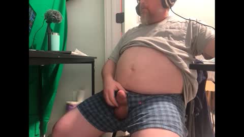 Snapshot of allergictochat chatting on February 20, 2025, 8:25 pm Allergictolove online show from February 20, 2025, 8:25 pm