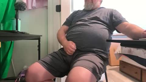 Snapshot of allergictochat chatting on October 7, 2025, 4:26 pm Allergictolove online show from October 7, 2025, 4:26 pm