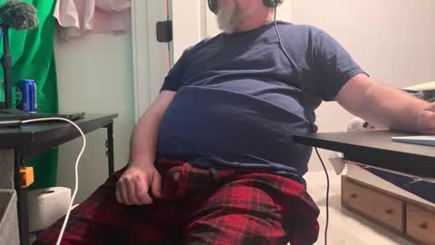 Snapshot of allergictochat chatting on February 3, 2026, 12:09 am Allergictolove online show from February 3, 2026, 12:09 am