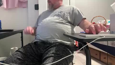 Snapshot of allergictochat chatting on February 22, 2026, 8:07 pm Allergictolove online show from February 22, 2026, 8:07 pm