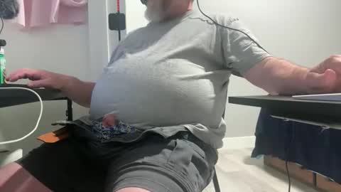 Snapshot of allergictochat chatting on March 22, 2026, 12:36 am Allergictolove online show from March 22, 2026, 12:36 am