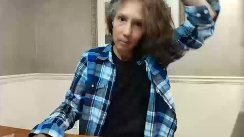 Snapshot of allgood4u chatting on October 11, 2025, 8:40 pm wishlist on bio online show from October 11, 2025, 8:40 pm