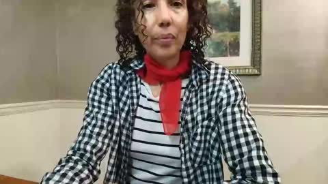 Snapshot of allgood4u chatting on November 8, 2025, 6:29 pm wishlist on bio online show from November 8, 2025, 6:29 pm