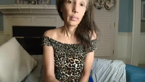 wishlist on bio online show from July 14, 2026, 3:22 am