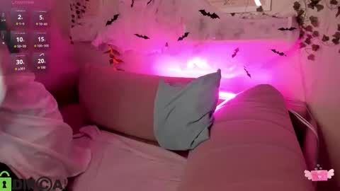 Snapshot of alli_aster chatting on October 30, 2025, 3:52 am alli_aster online show from October 30, 2025, 3:52 am