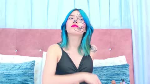 Allicia online show from October 29, 2025, 7:26 pm