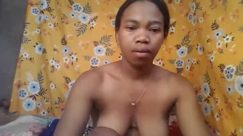 Snapshot of alliciax632770q chatting on May 17, 2026, 12:45 pm alliciax632770q online show from May 17, 2026, 12:45 pm