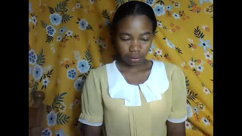 Snapshot of alliciax632770q chatting on May 24, 2026, 1:43 am alliciax632770q online show from May 24, 2026, 1:43 am
