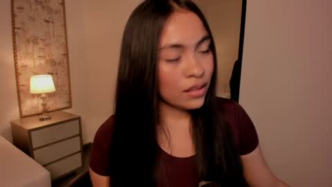 Snapshot of allie_bruce chatting on July 4, 2026, 8:04 pm A L L I E online show from July 4, 2026, 8:04 pm