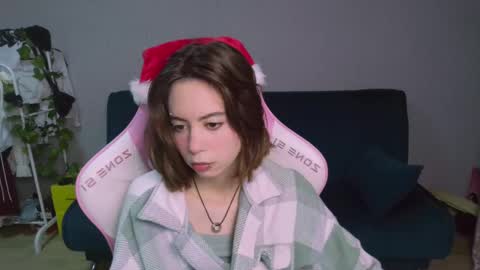 Snapshot of allie_hazie chatting on December 26, 2024, 12:03 am alice online show from December 26, 2024, 12:03 am