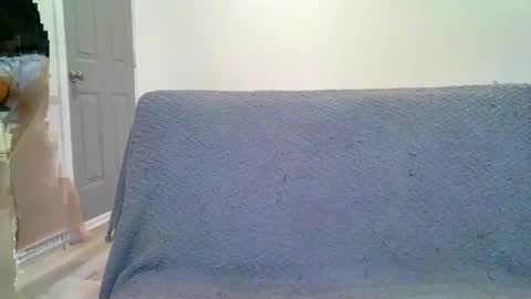 Snapshot of alliebearx chatting on February 16, 2025, 8:44 pm alliebearx online show from February 16, 2025, 8:44 pm