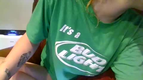 alliebearx online show from March 11, 2026, 4:13 pm