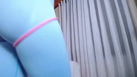 Snapshot of allierose_ chatting on February 17, 2026, 12:40 am Allie online show from February 17, 2026, 12:40 am