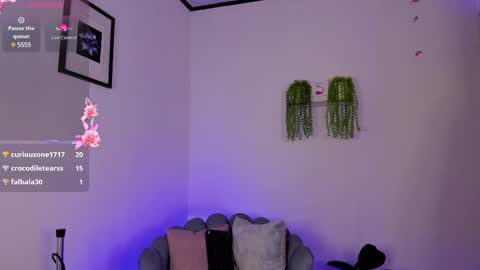 Snapshot of allison_alahia chatting on March 8, 2025, 10:02 pm Allison online show from March 8, 2025, 10:02 pm