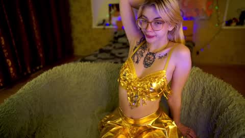 Allison online show from January 3, 2025, 9:15 pm