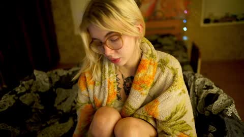 Allison online show from January 24, 2025, 10:51 pm