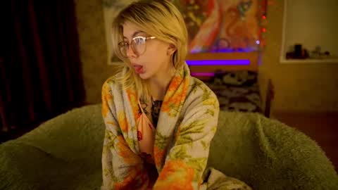 Allison online show from February 15, 2025, 11:36 pm