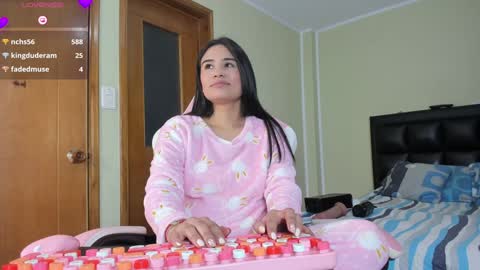 Snapshot of allison_love chatting on January 15, 2025, 7:37 am allison online show from January 15, 2025, 7:37 am