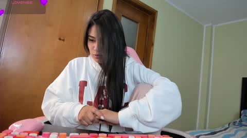 Snapshot of allison_love chatting on January 17, 2025, 7:41 am allison online show from January 17, 2025, 7:41 am