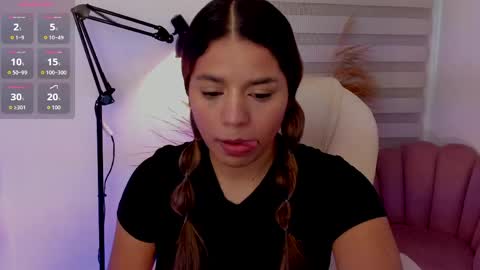 Snapshot of allison_owensxx chatting on May 20, 2026, 11:05 am Allison online show from May 20, 2026, 11:05 am
