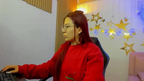 Snapshot of allisonlove_88 chatting on November 18, 2025, 3:56 am ALLISON online show from November 18, 2025, 3:56 am