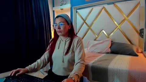 Snapshot of allisonlove_88 chatting on June 27, 2026, 2:38 am ALLISON online show from June 27, 2026, 2:38 am