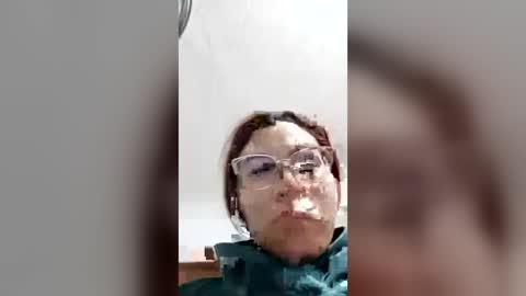 Snapshot of allisonlove_88 chatting on July 15, 2026, 2:50 am ALLISON online show from July 15, 2026, 2:50 am
