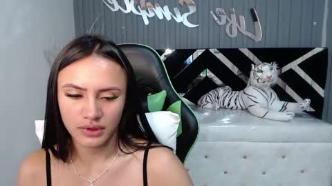 Snapshot of allisson_a chatting on January 11, 2025, 9:47 am Allisson online show from January 11, 2025, 9:47 am