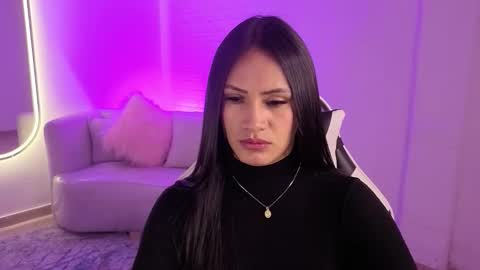 Snapshot of allisson_a chatting on November 21, 2025, 3:27 am Allisson online show from November 21, 2025, 3:27 am