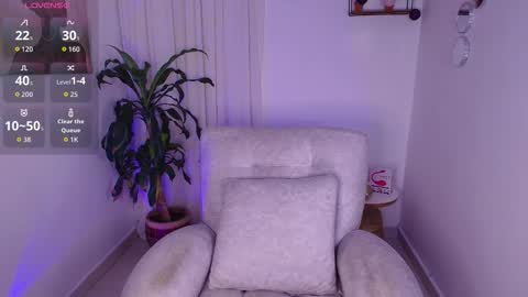 Allisxn Fox online show from March 13, 2026, 4:41 am