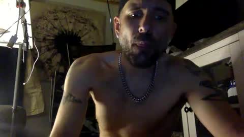 Snapshot of allitrunnin chatting on October 1, 2025, 5:02 am allitrunnin online show from October 1, 2025, 5:02 am