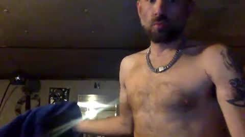 Snapshot of allitrunnin chatting on December 20, 2025, 8:10 am allitrunnin online show from December 20, 2025, 8:10 am