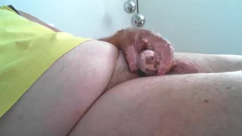 Snapshot of allof6 chatting on December 8, 2024, 5:50 am allof6 online show from December 8, 2024, 5:50 am