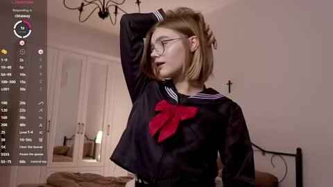 ALOTROPP NOT BABY online show from October 9, 2025, 6:17 pm