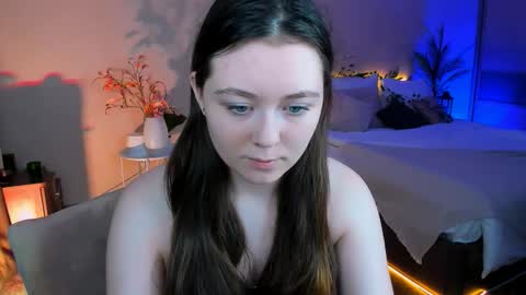 Snapshot of alluringeyess chatting on November 23, 2025, 4:18 pm alluringeyess online show from November 23, 2025, 4:18 pm