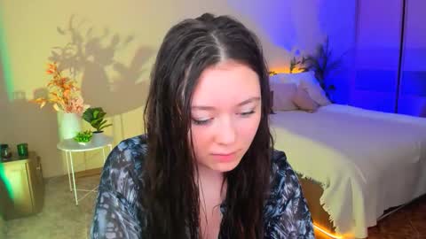 Snapshot of alluringeyess chatting on November 29, 2025, 9:23 am alluringeyess online show from November 29, 2025, 9:23 am