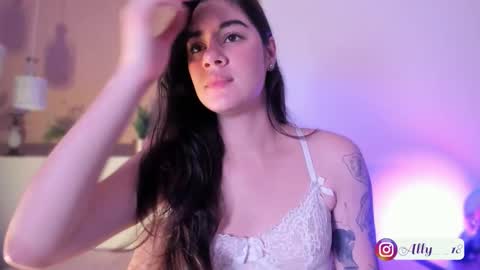 Snapshot of ally_addams chatting on December 4, 2025, 3:27 am Ally online show from December 4, 2025, 3:27 am